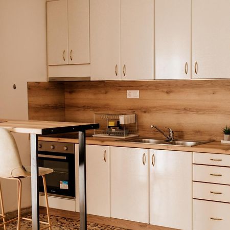 Euphoria Apartment อเล็กซานโดรโพลิส ภายนอก รูปภาพ